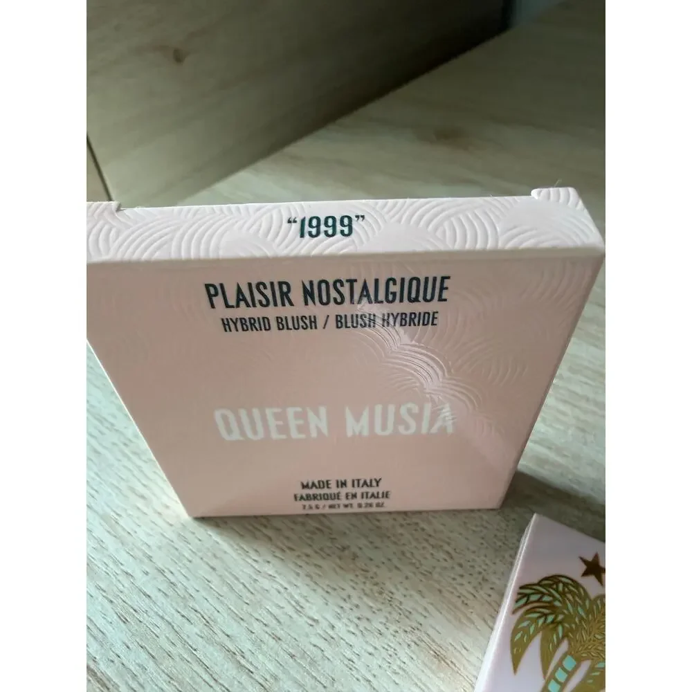 $38 Queen Musia Plaisir Nostalgique Hybrid Blush 1999 7.5g New Italy Luxury